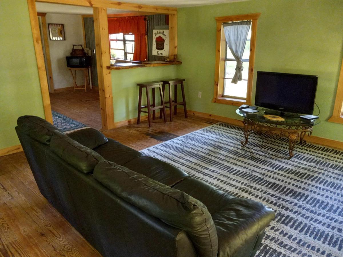 Adorable 1 Bedroom Honey House Rusk Eksteriør bilde